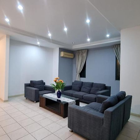 Kenyalang Emerald Riverine Homestay Kuching Eksteriør billede