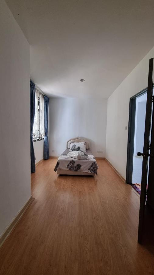 Kenyalang Emerald Riverine Homestay Kuching Eksteriør billede