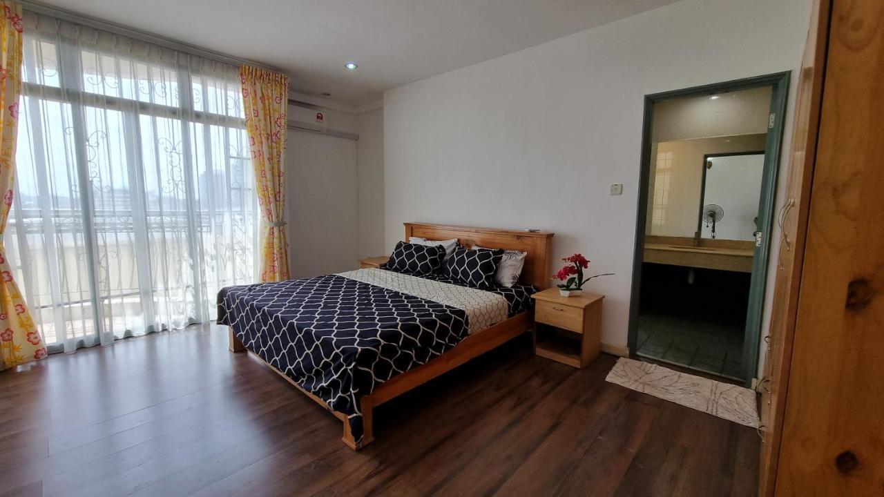 Kenyalang Emerald Riverine Homestay Kuching Eksteriør billede